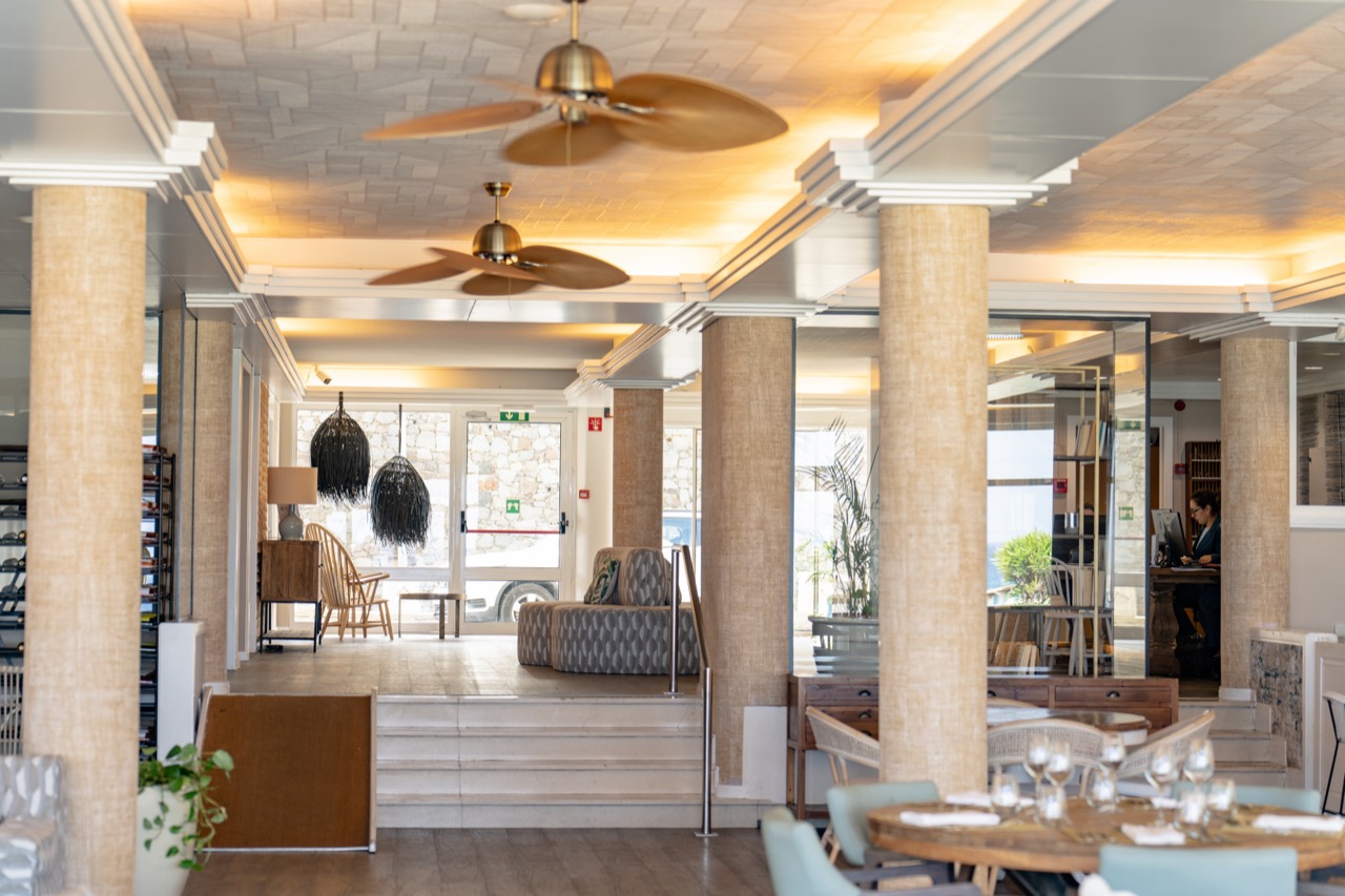 Vila Baleira Hotel
